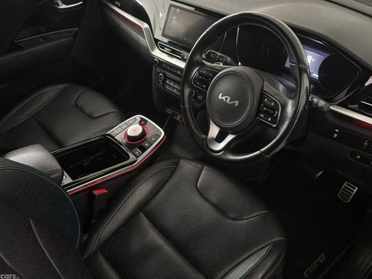 Kia Niro Hatchback, Electric, 2022, Blue