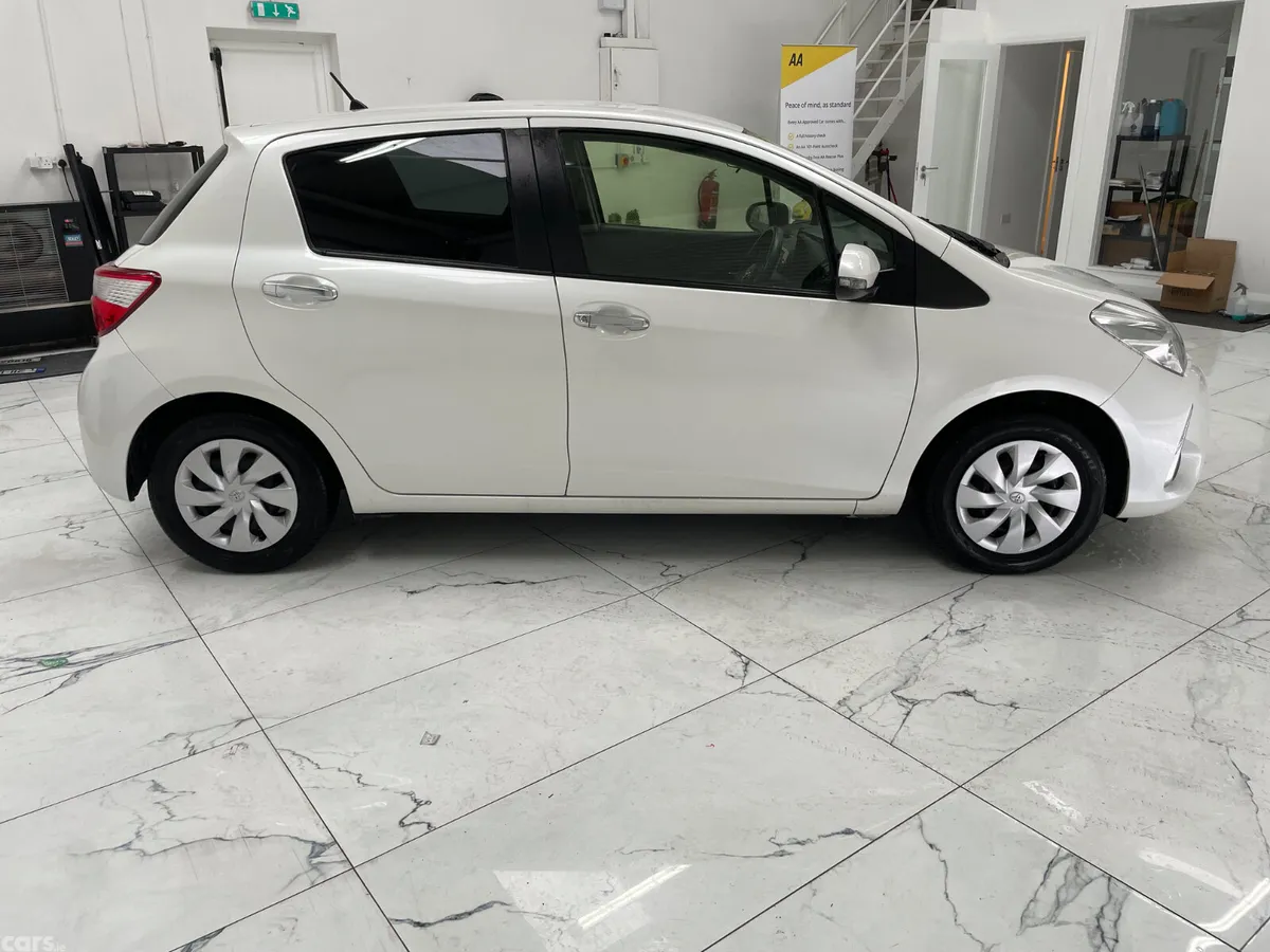 Toyota Yaris Hatchback, Petrol, 2020, Silver