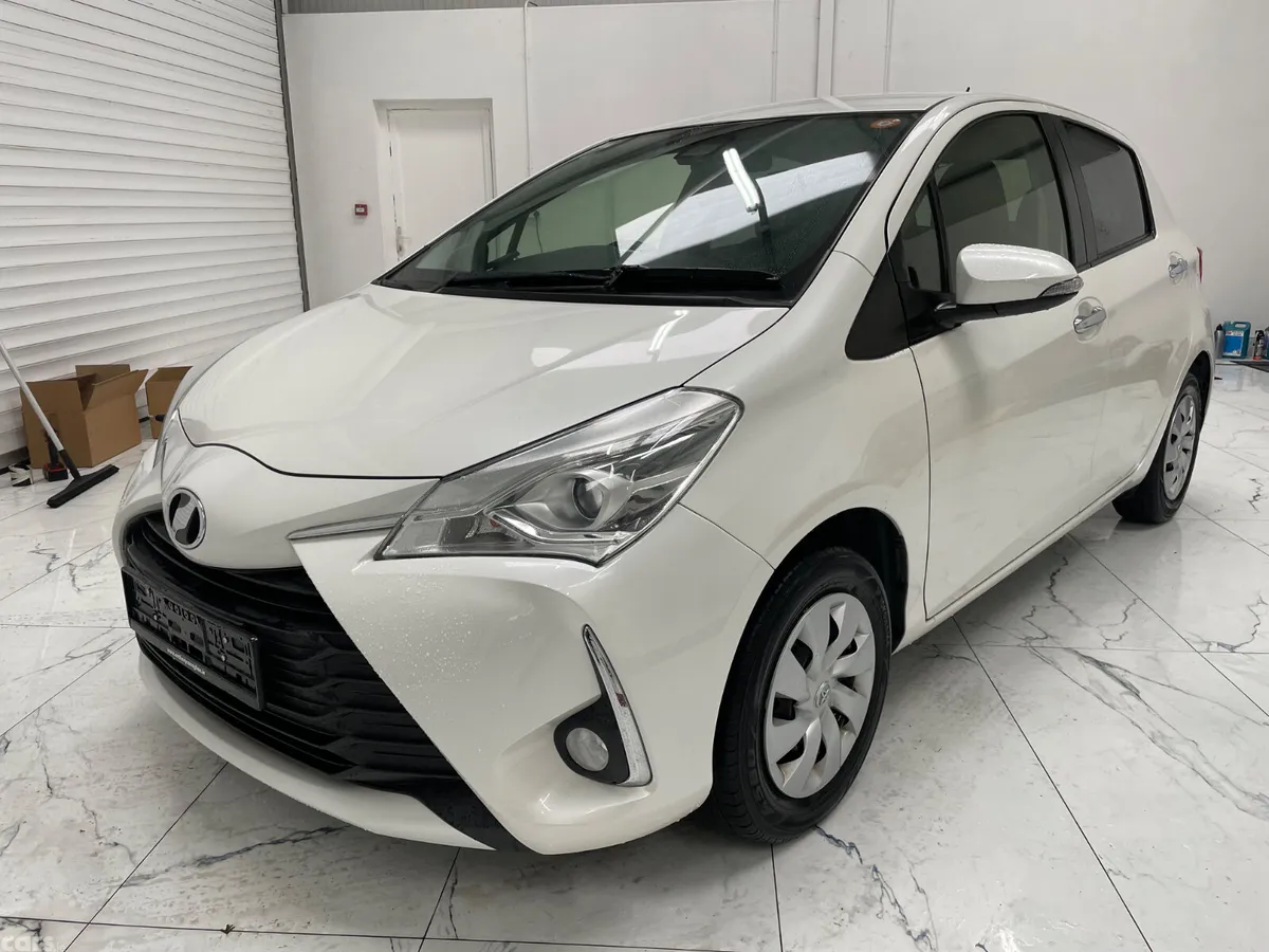 Toyota Yaris Hatchback, Petrol, 2020, Silver