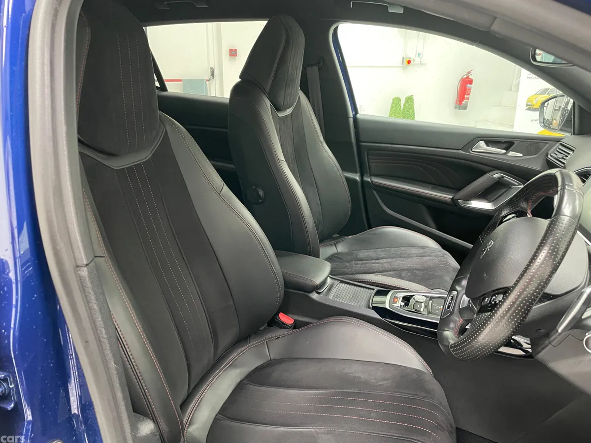 Peugeot 308 Hatchback, Diesel, 2017, Blue