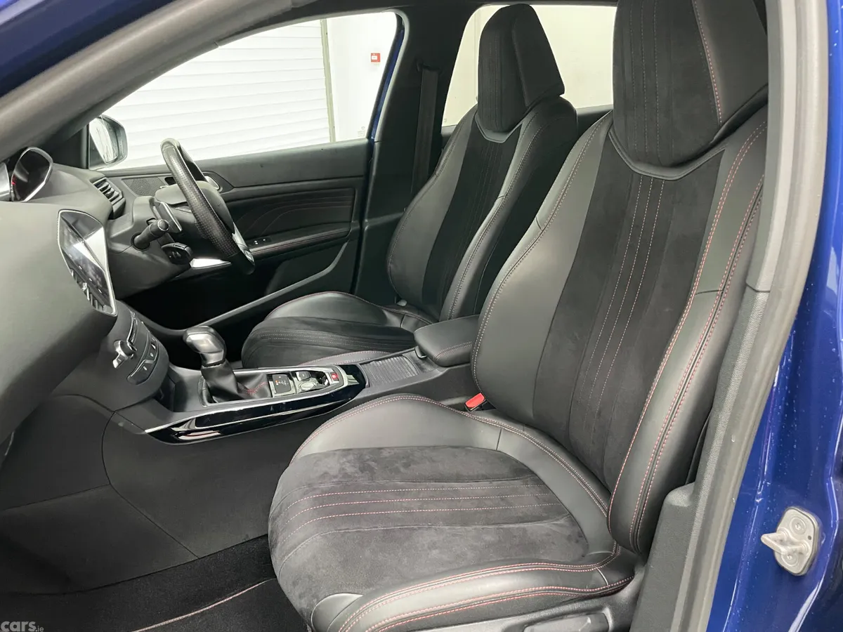 Peugeot 308 Hatchback, Diesel, 2017, Blue