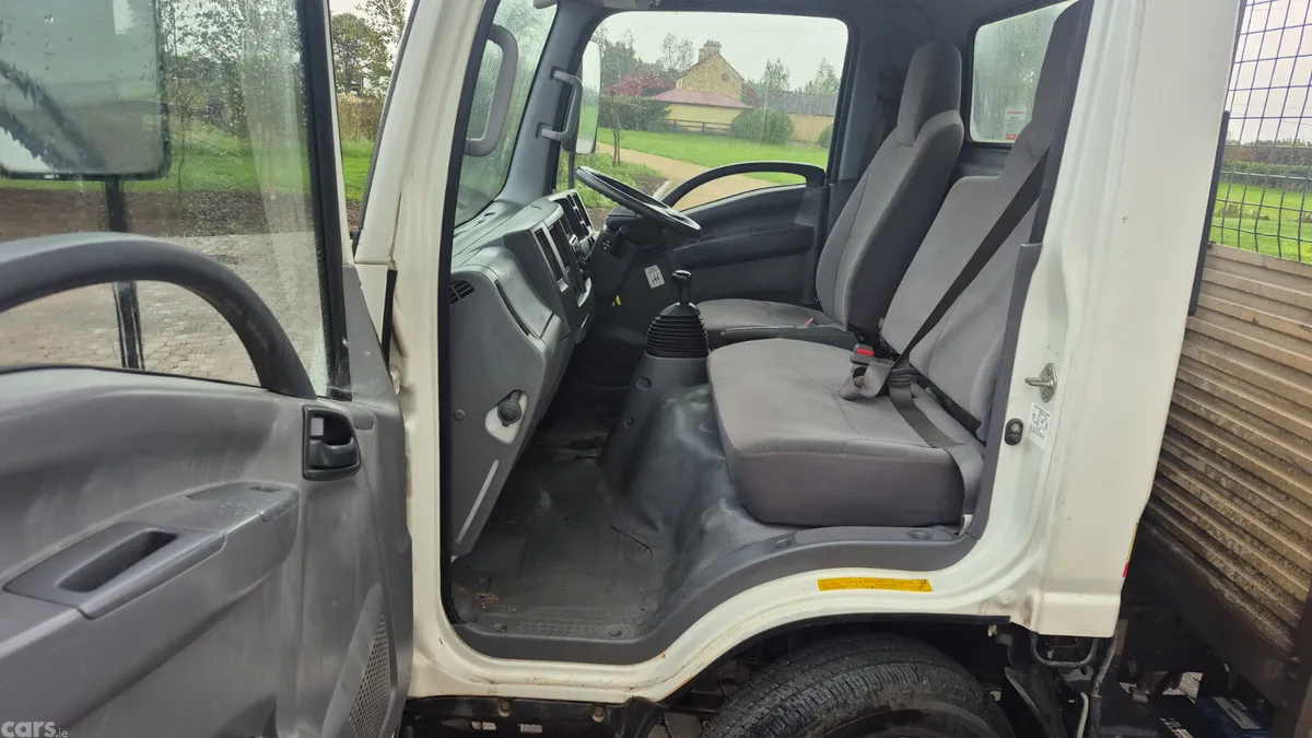 Isuzu NPR Pick Up, Diesel, 2014, White