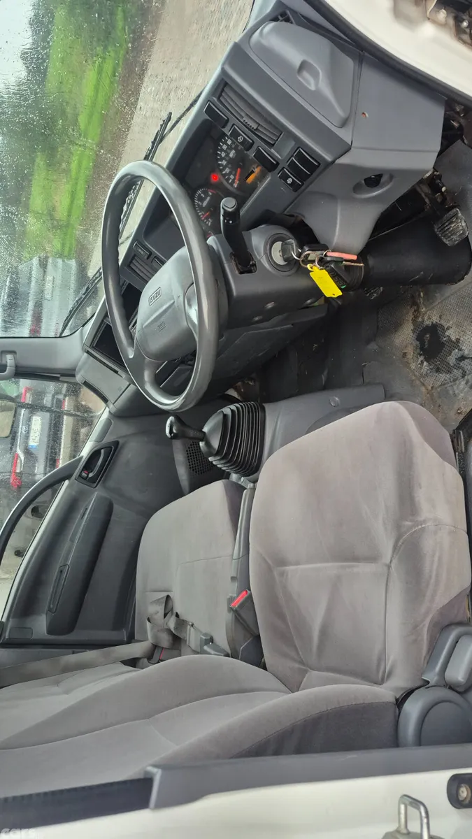 Isuzu NPR Pick Up, Diesel, 2014, White