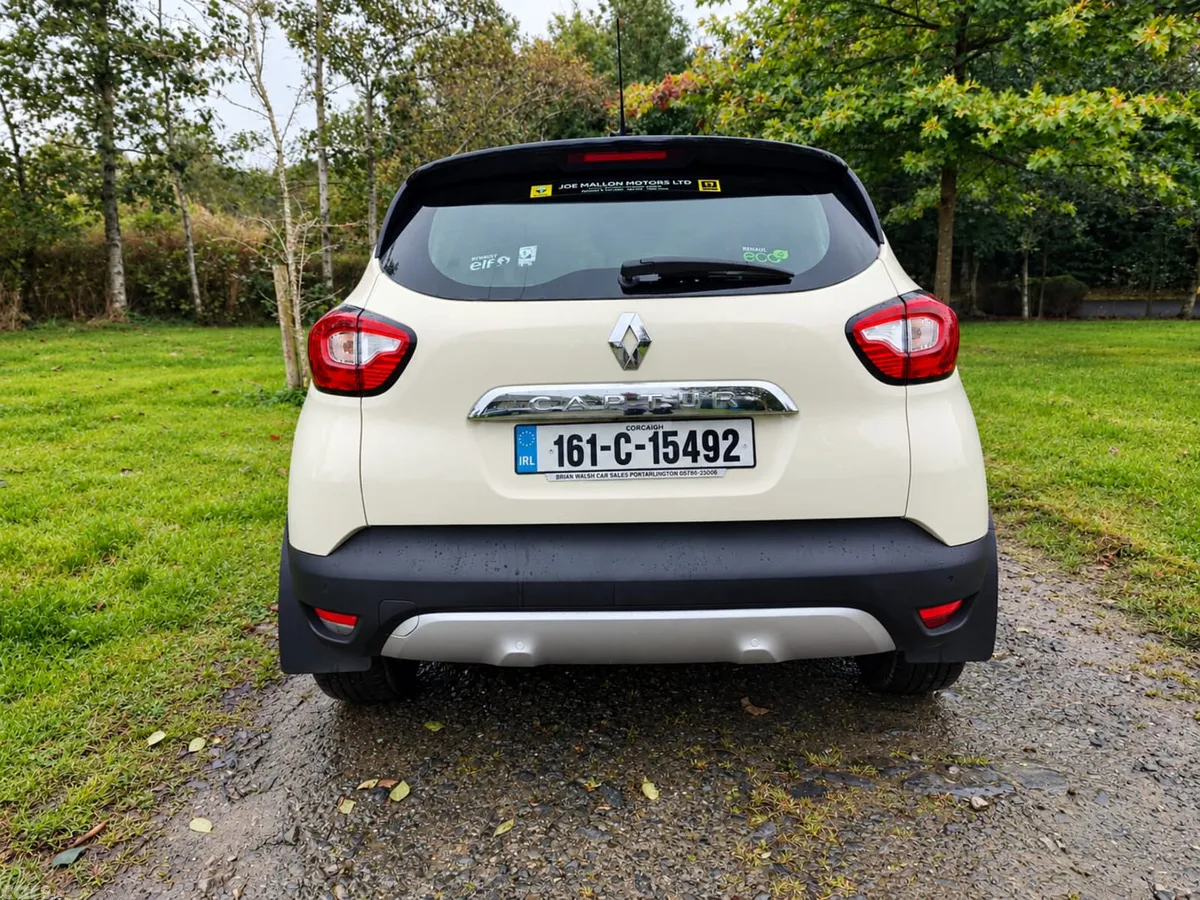 Renault Captur Hatchback, Diesel, 2016, White