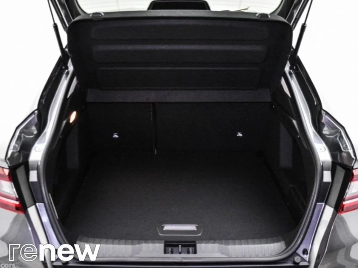 Renault Arkana Hatchback, Petrol, 2023, Grey