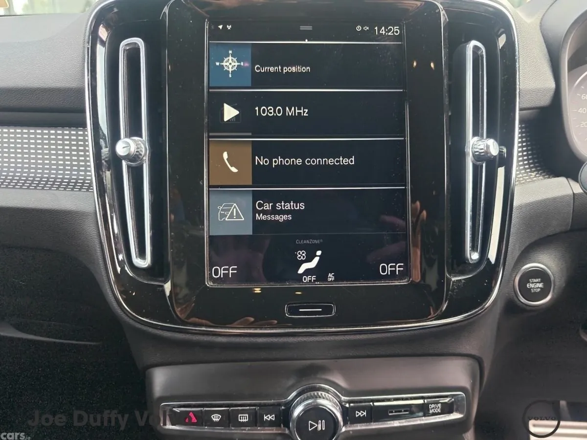 Volvo XC40 Estate, Petrol Plug-in Hybrid, 2022, Red