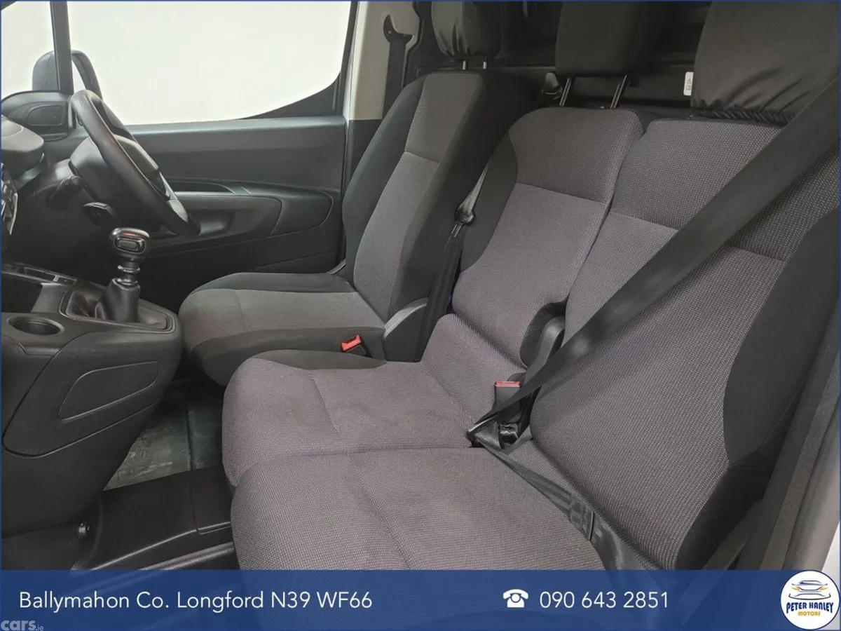 Peugeot Partner MPV, Diesel, 2023, White