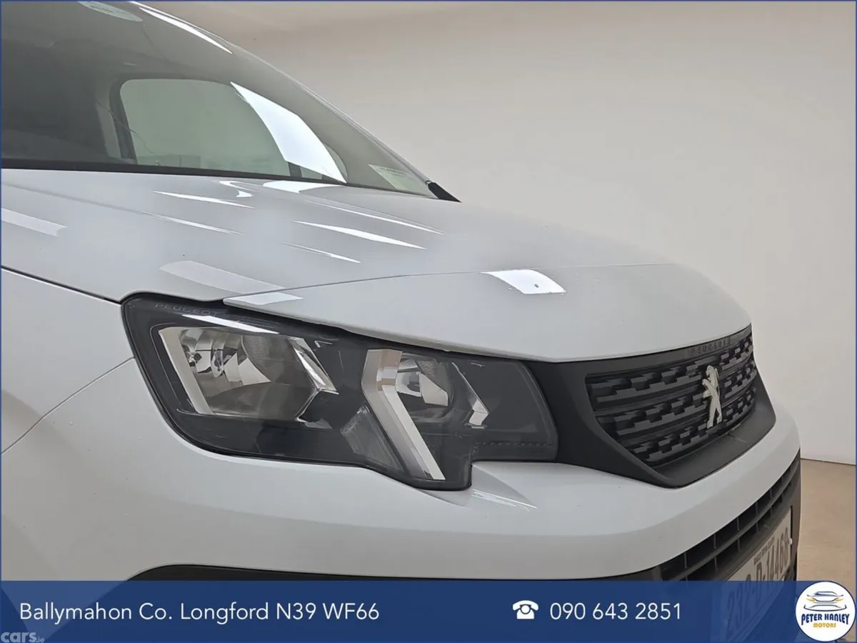 Peugeot Partner MPV, Diesel, 2023, White