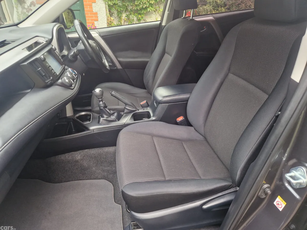 Toyota RAV4 SUV, Diesel, 2018, Grey