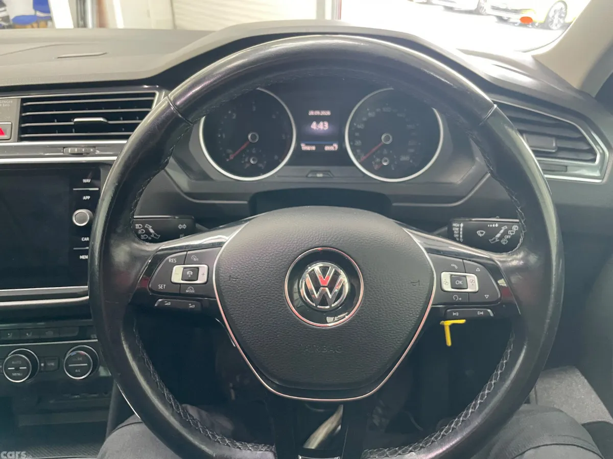 Volkswagen Tiguan SUV, Diesel, 2018, Grey