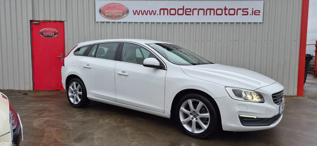 Volvo V60 Estate, Diesel, 2017, White