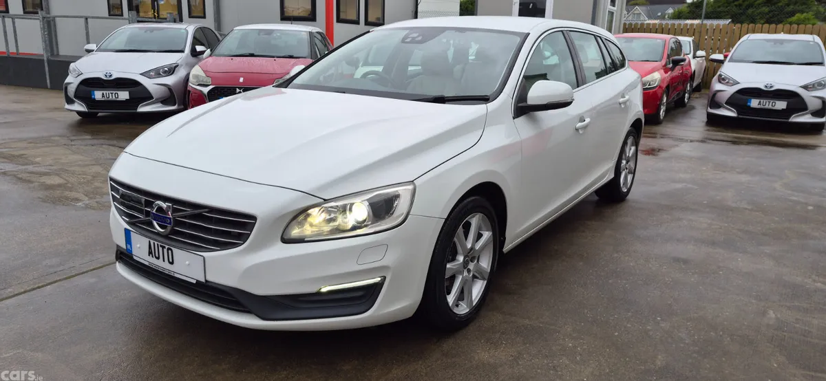 Volvo V60 Estate, Diesel, 2017, White