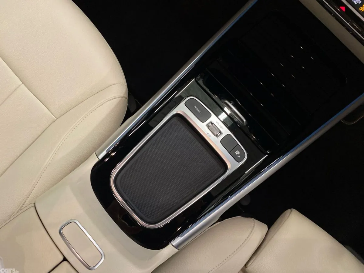 Mercedes-Benz GLB SUV, Diesel, 2024, Blue