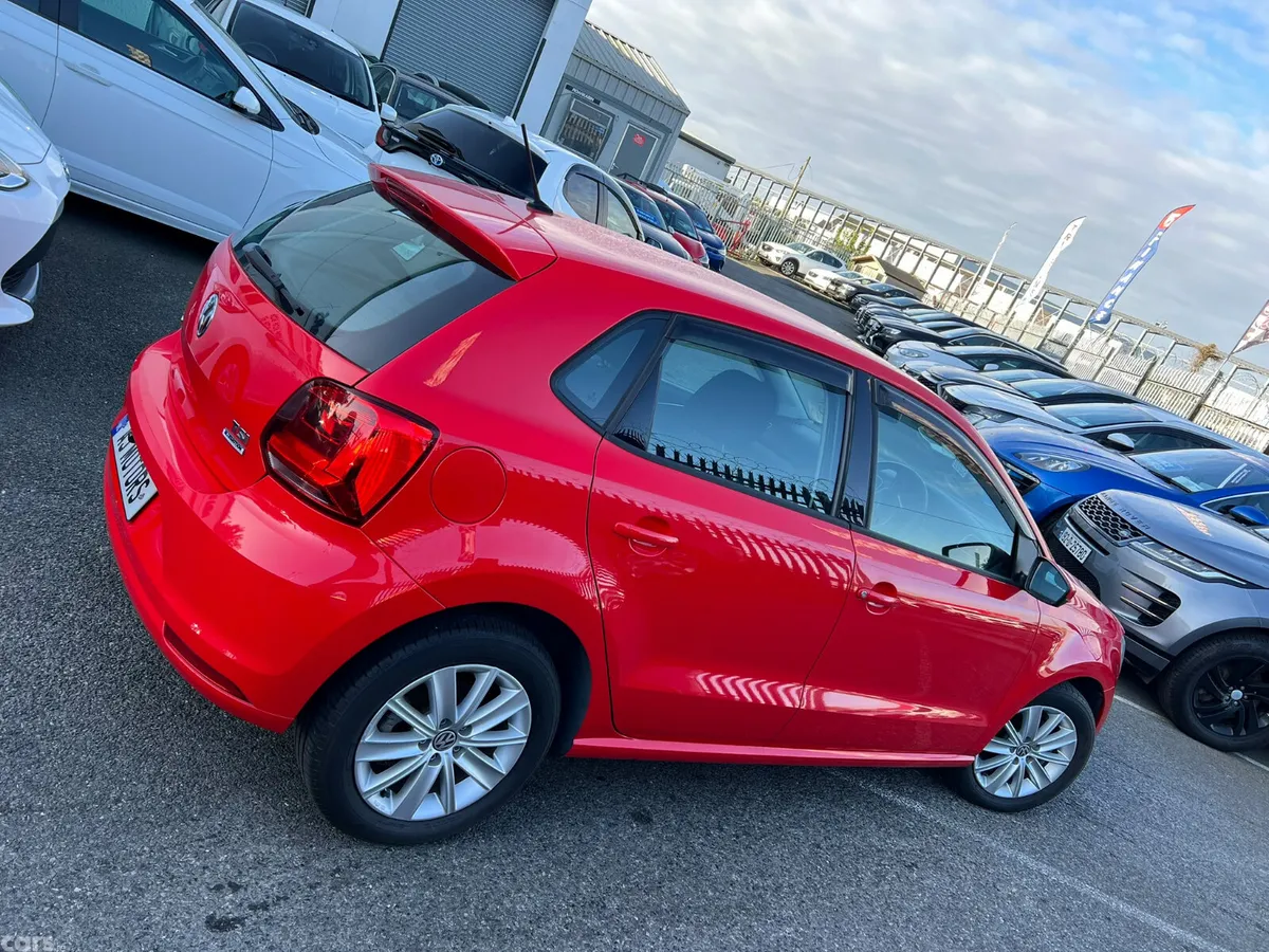 Volkswagen Polo Hatchback, Petrol, 2015, Red