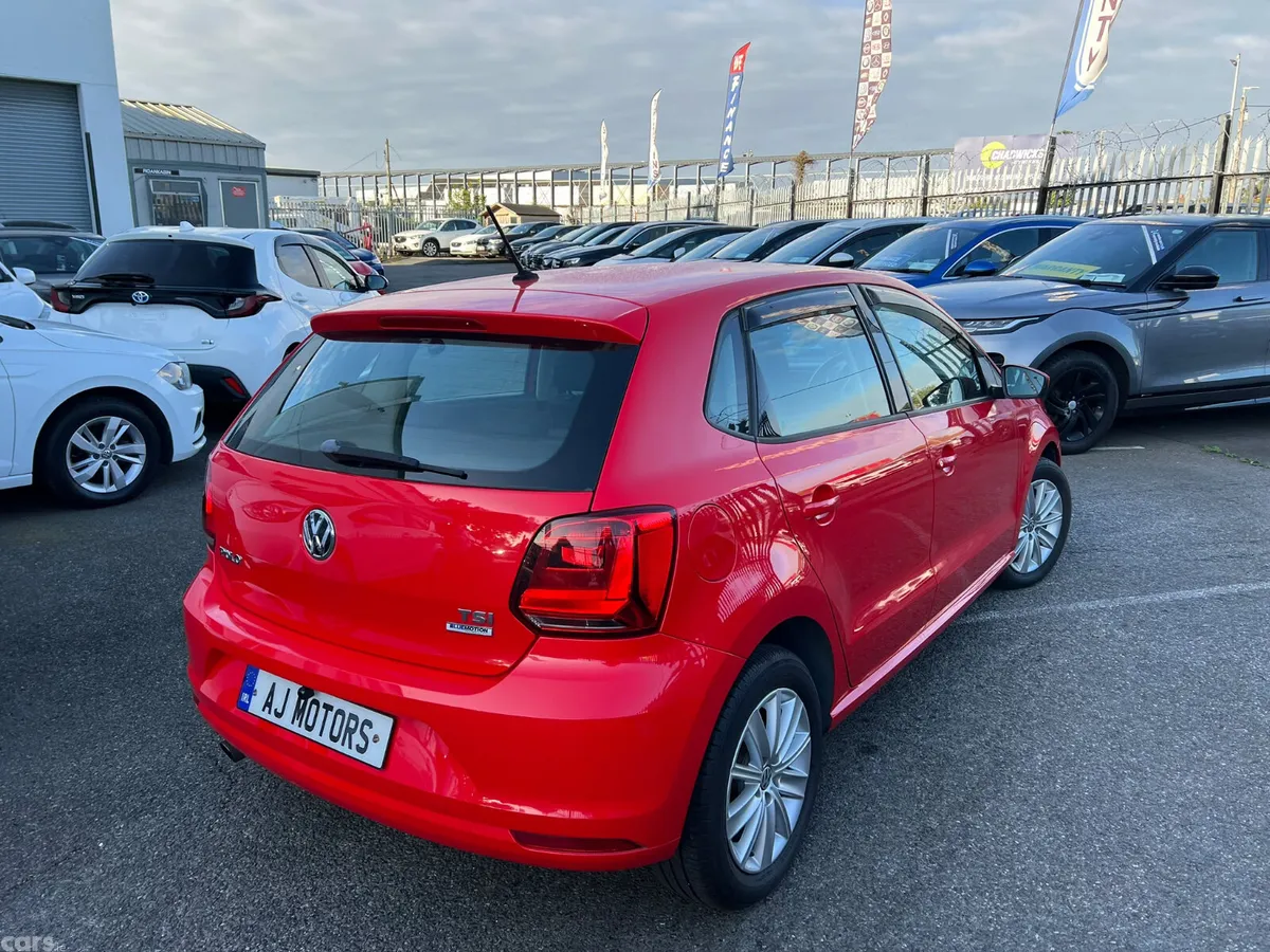 Volkswagen Polo Hatchback, Petrol, 2015, Red