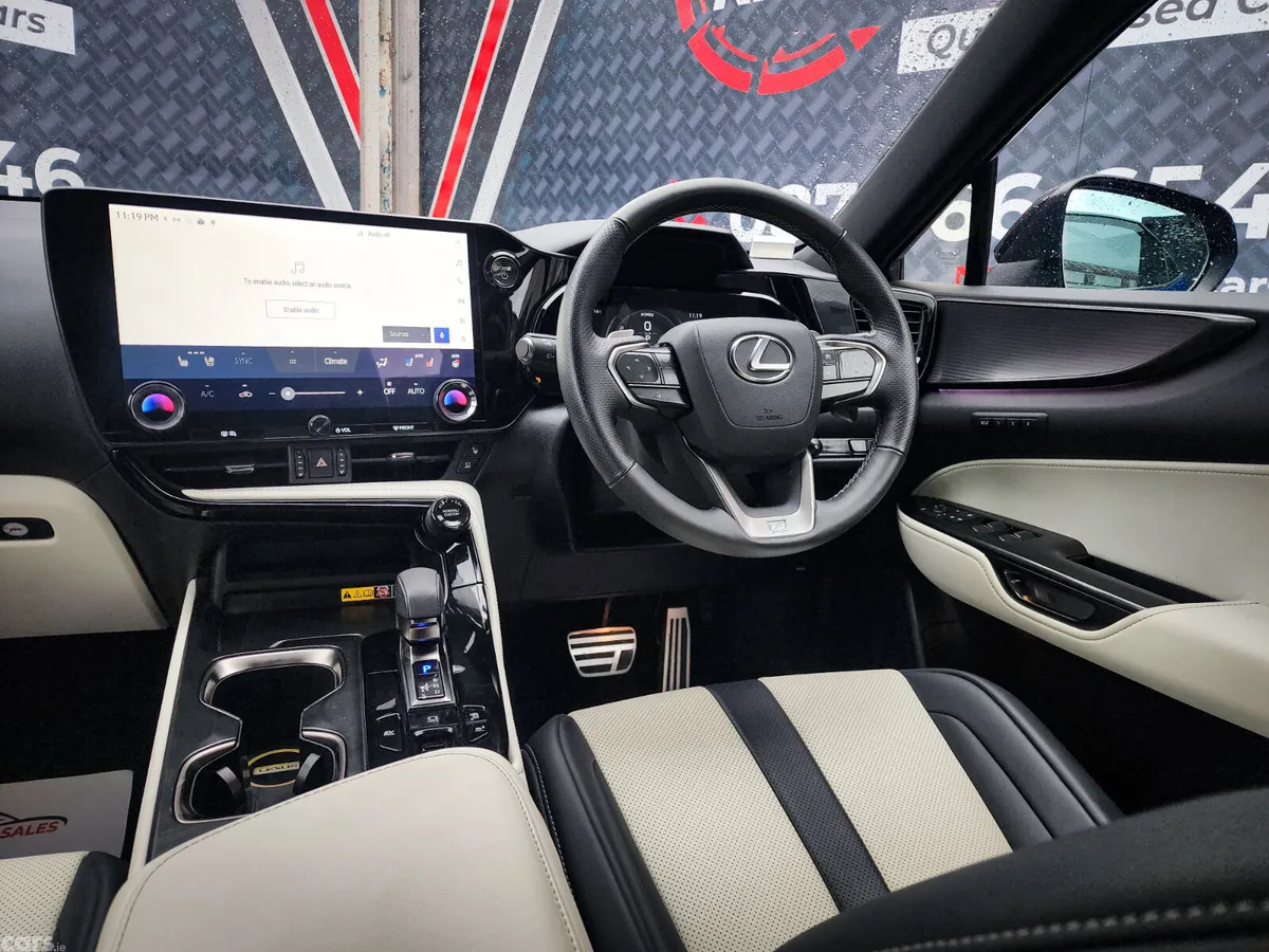 Lexus NX SUV, Petrol Hybrid, 2025, Blue