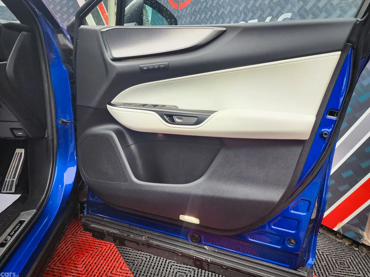 Lexus NX SUV, Petrol Hybrid, 2025, Blue