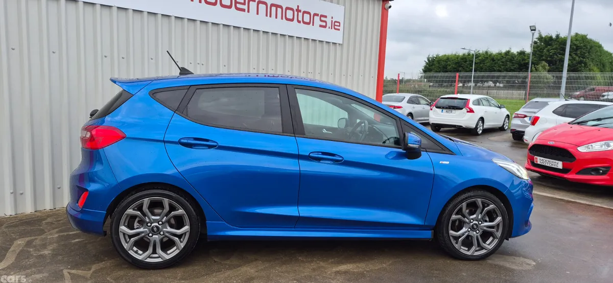 Ford Fiesta Hatchback, Petrol, 2020, Blue