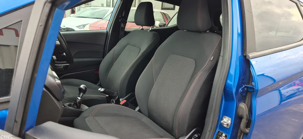 Ford Fiesta Hatchback, Petrol, 2020, Blue