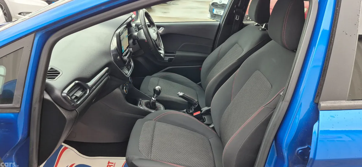 Ford Fiesta Hatchback, Petrol, 2020, Blue