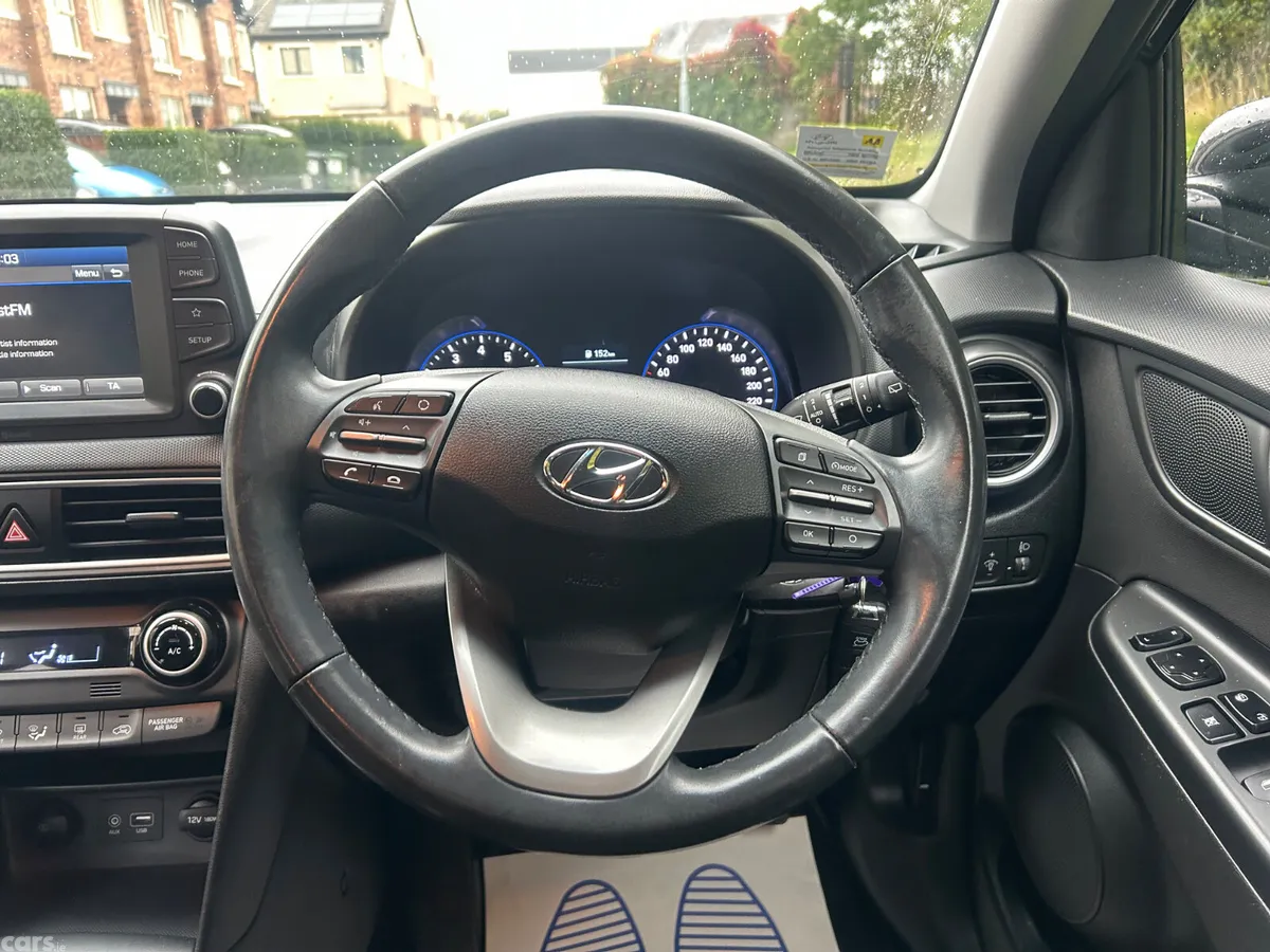 Hyundai KONA MPV, Petrol, 2019, Black