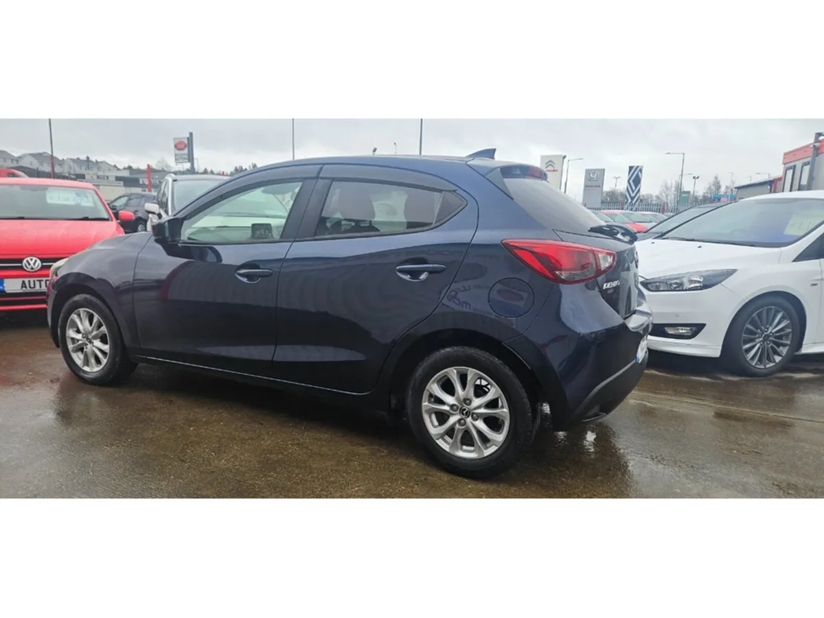 Mazda Demio MPV, Petrol, 2016, Blue