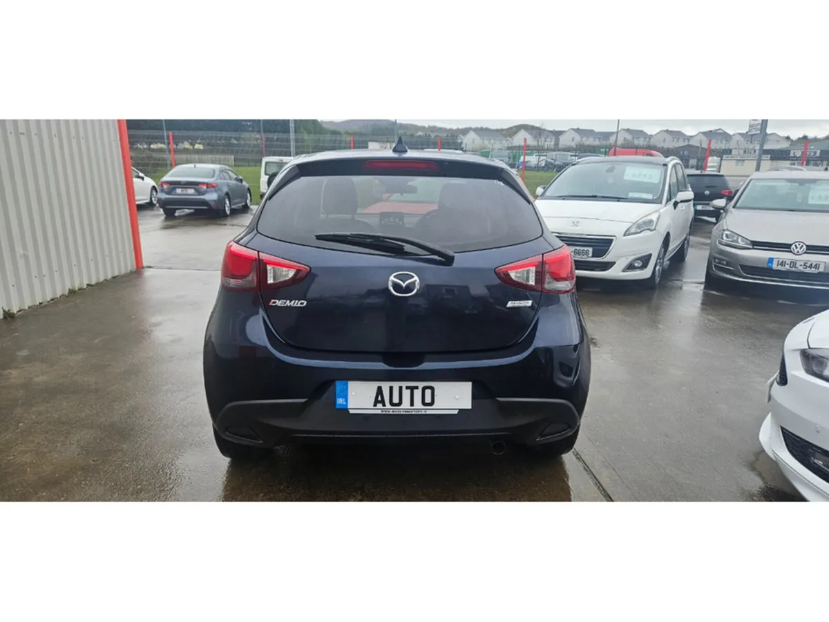 Mazda Demio MPV, Petrol, 2016, Blue