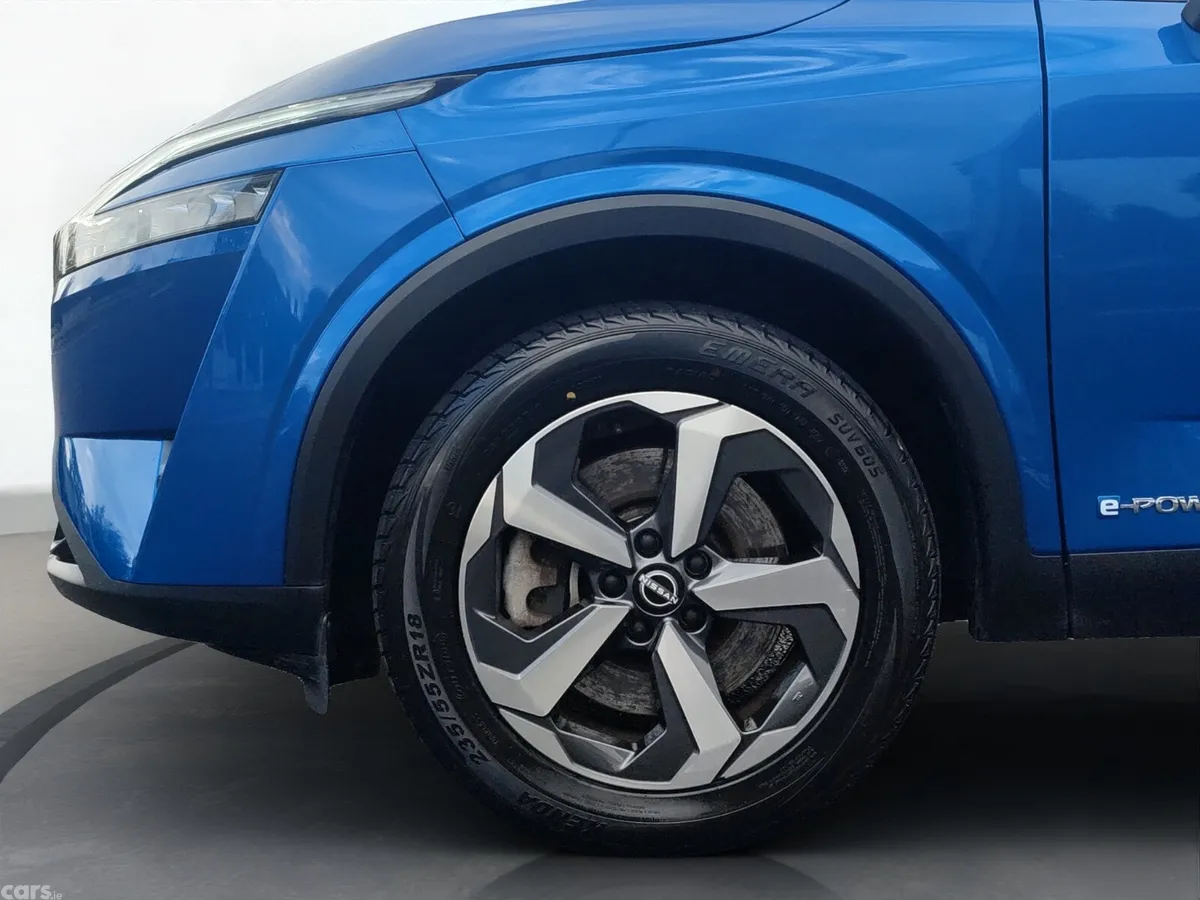 Nissan Qashqai MPV, Petrol Hybrid, 2024, Blue