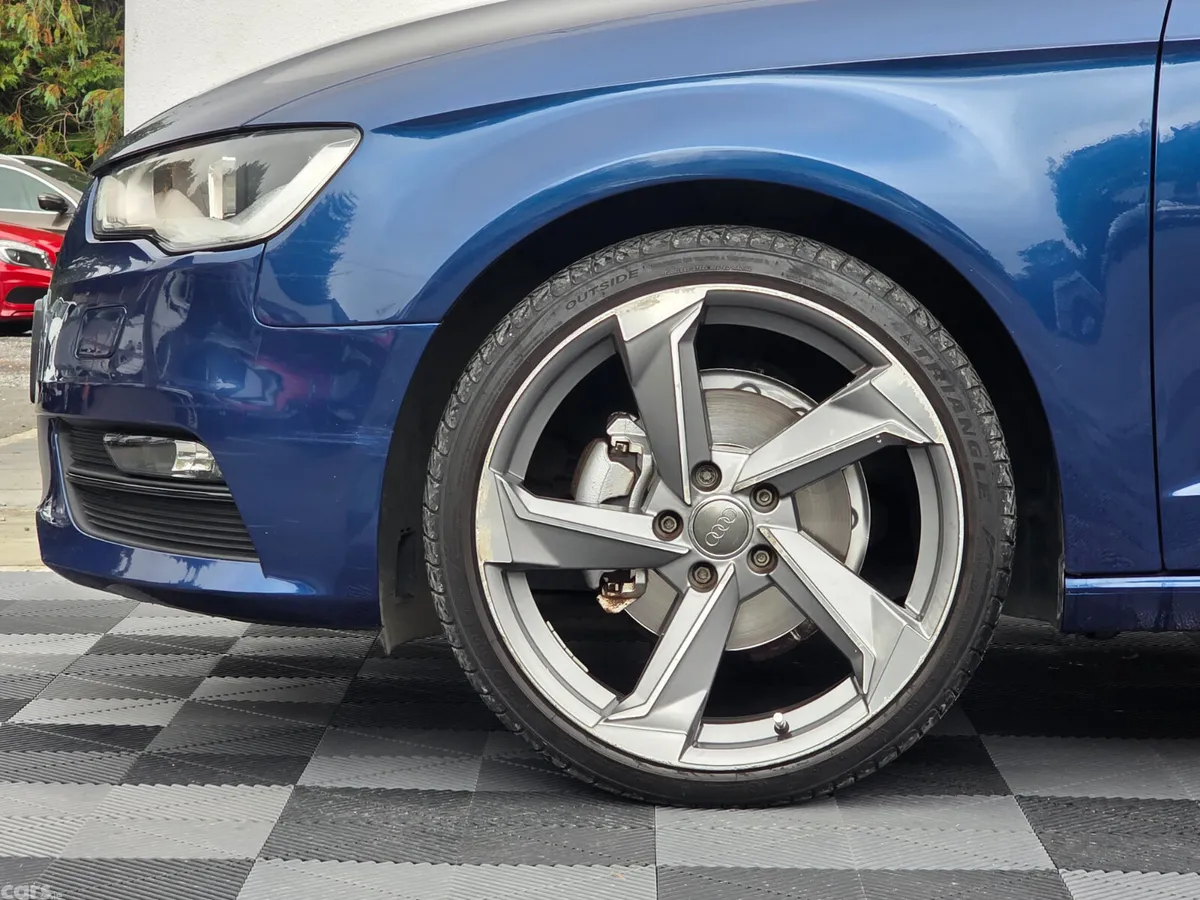 Audi A3 Hatchback, Diesel, 2015, Blue
