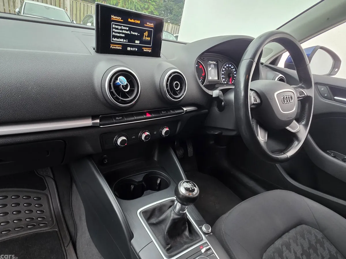 Audi A3 Hatchback, Diesel, 2015, Blue