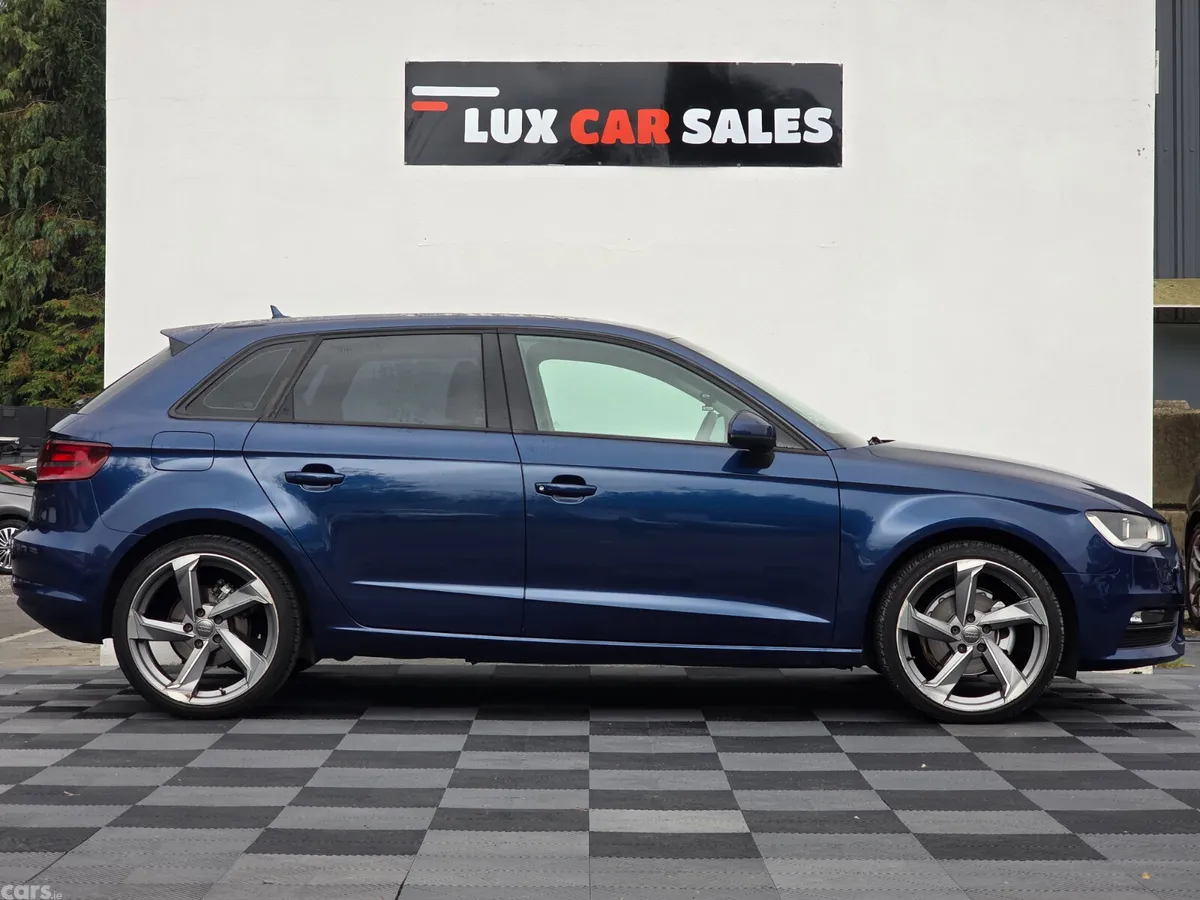 Audi A3 Hatchback, Diesel, 2015, Blue