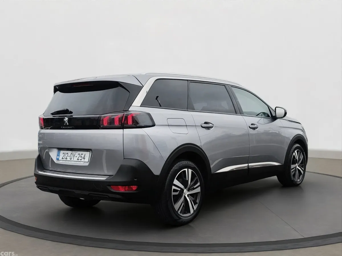 Peugeot 5008 MPV, Diesel, 2021, Grey