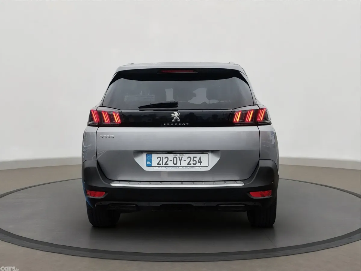Peugeot 5008 MPV, Diesel, 2021, Grey