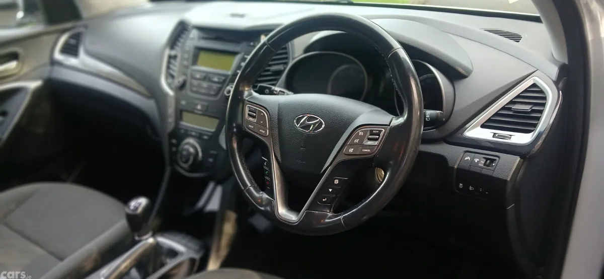 Hyundai Santa Fe SUV, Diesel, 2015, Silver