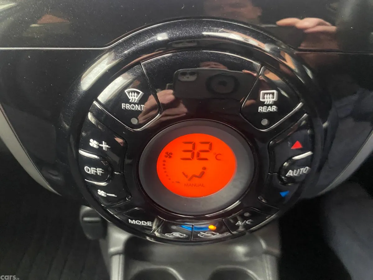 Nissan Note Hatchback, Petrol Hybrid, 2018, White
