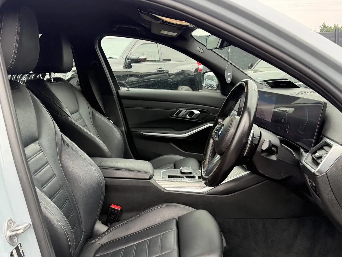 BMW 3-Series Saloon, Petrol Hybrid, 2023, Grey