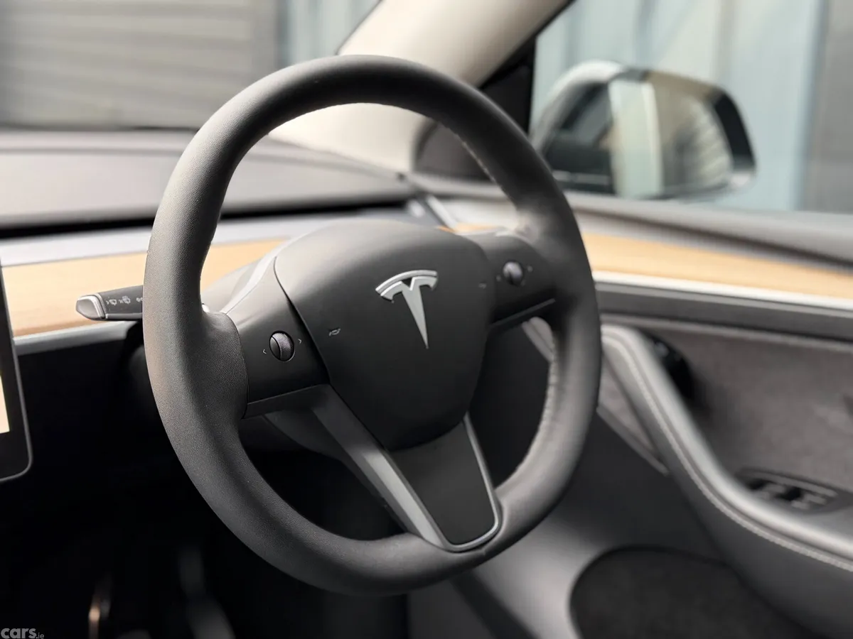 Tesla Model Y SUV, Electric, 2022, Black