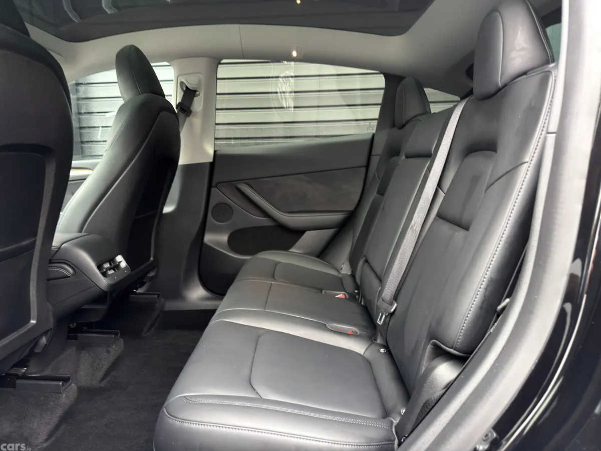 Tesla Model Y SUV, Electric, 2022, Black