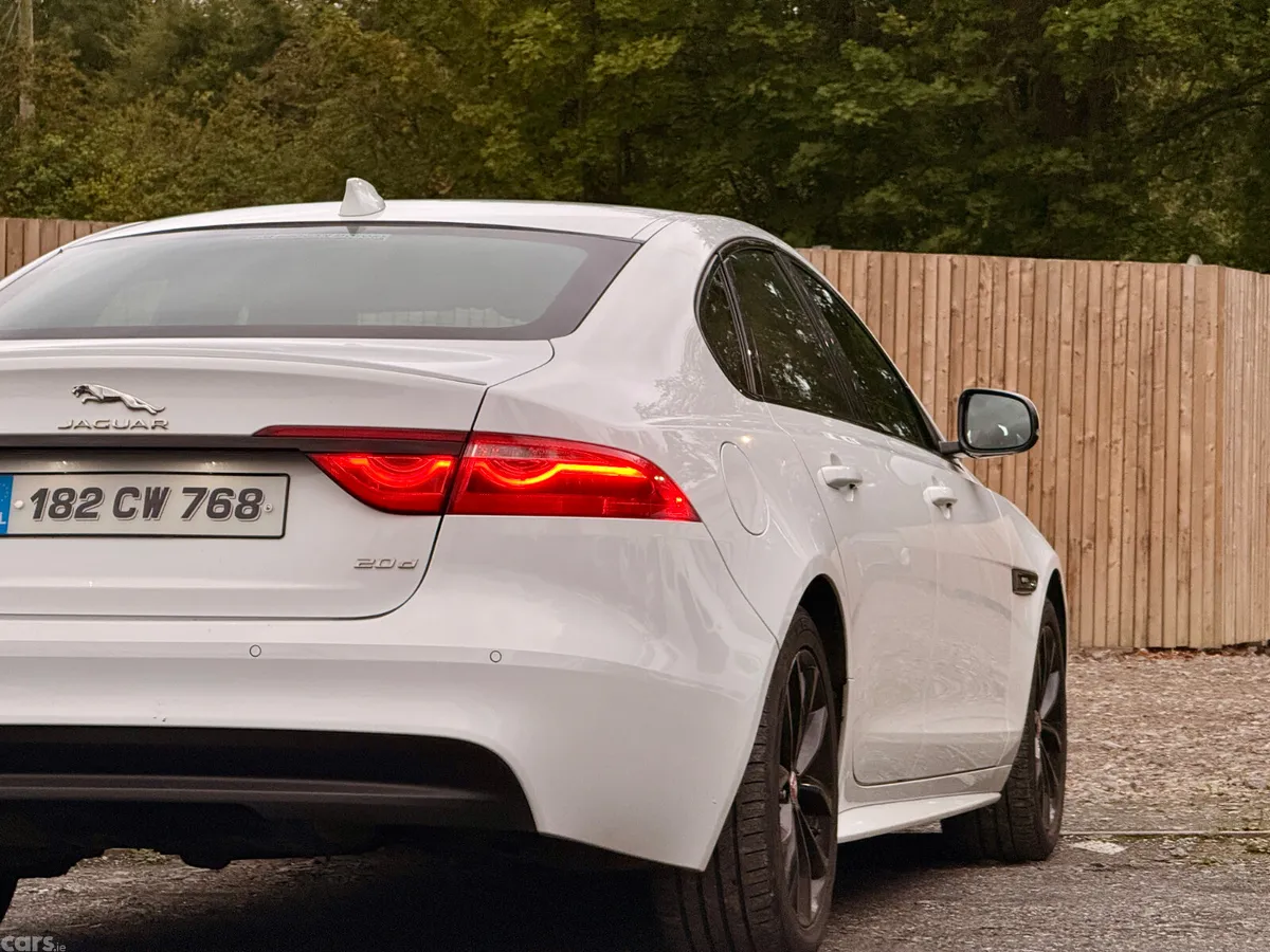 Jaguar XF Saloon, Diesel, 2018, White