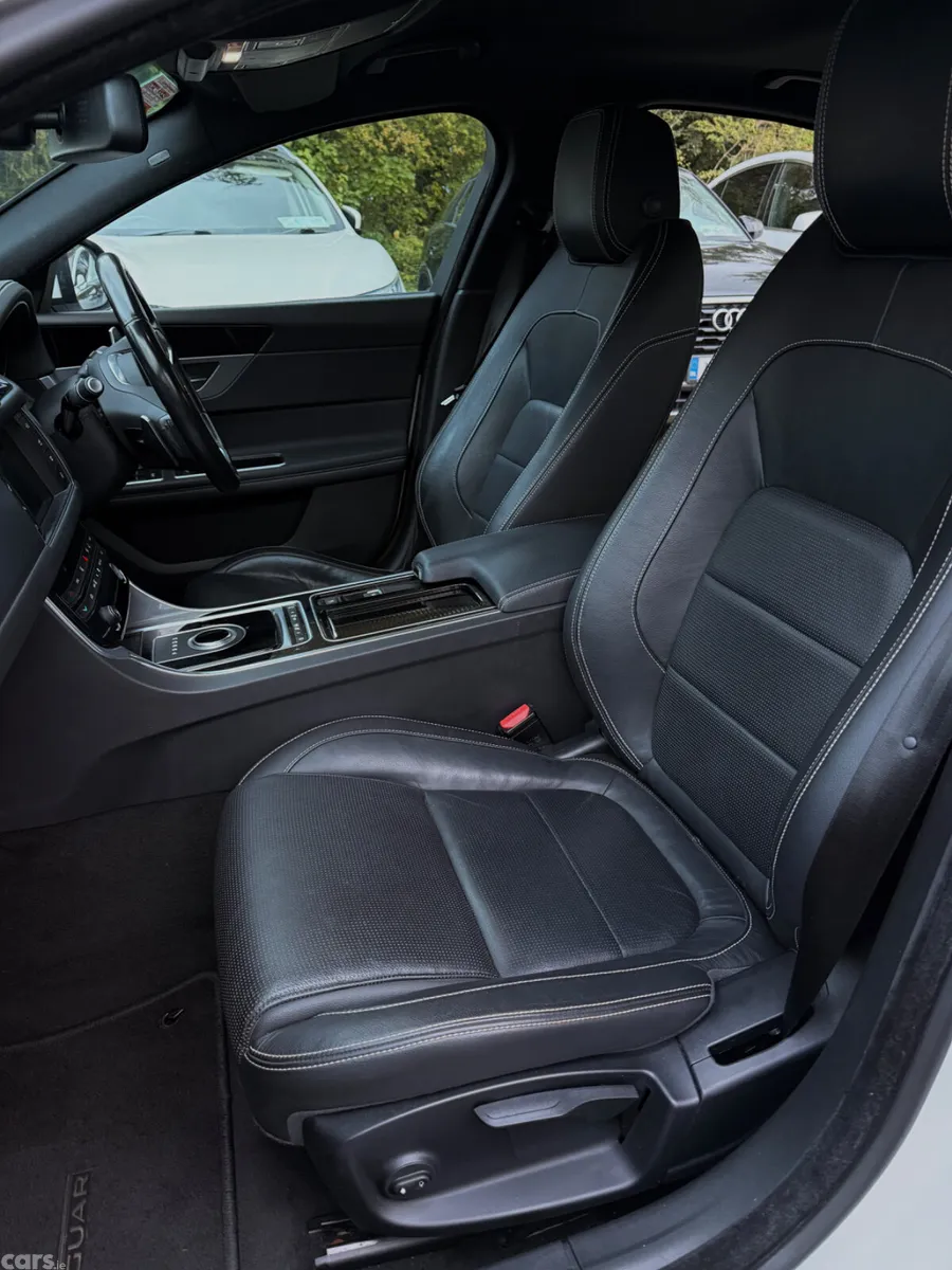 Jaguar XF Saloon, Diesel, 2018, White