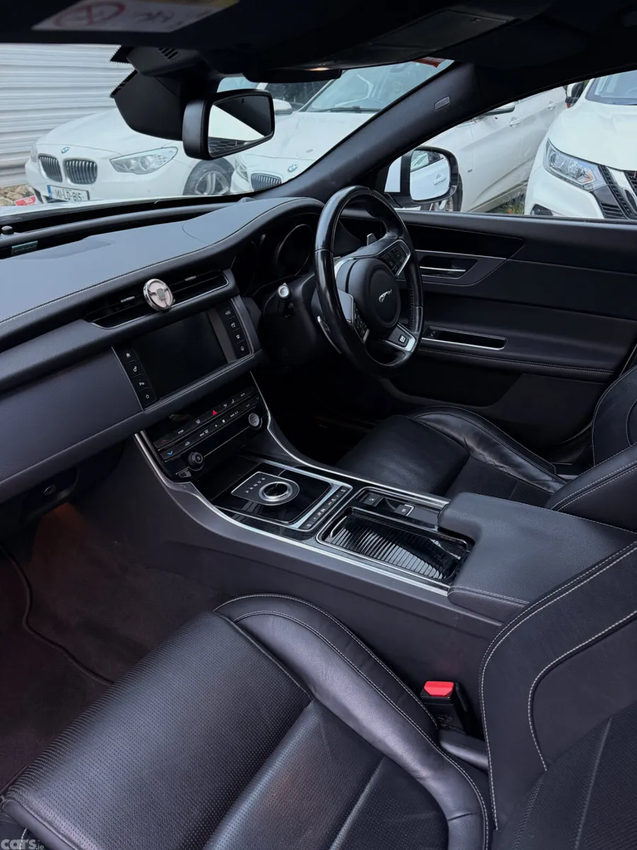 Jaguar XF Saloon, Diesel, 2018, White
