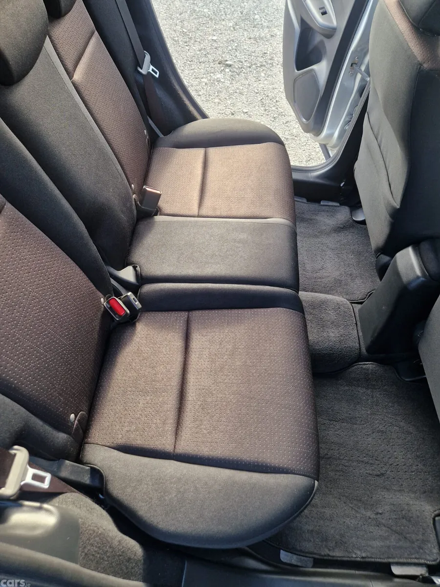 Honda Fit Hatchback, Petrol Hybrid, 2017, Silver