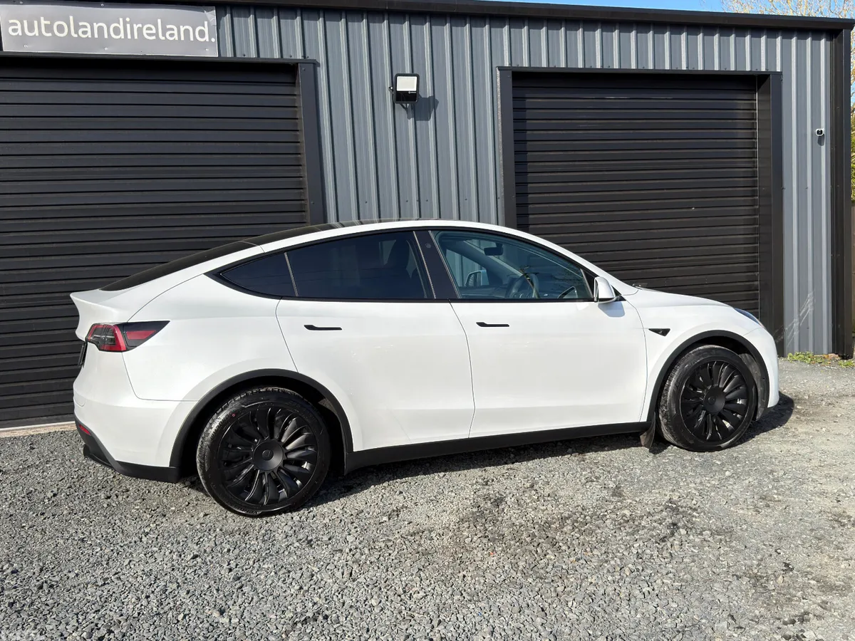 Tesla Model Y SUV, Electric, 2022, White