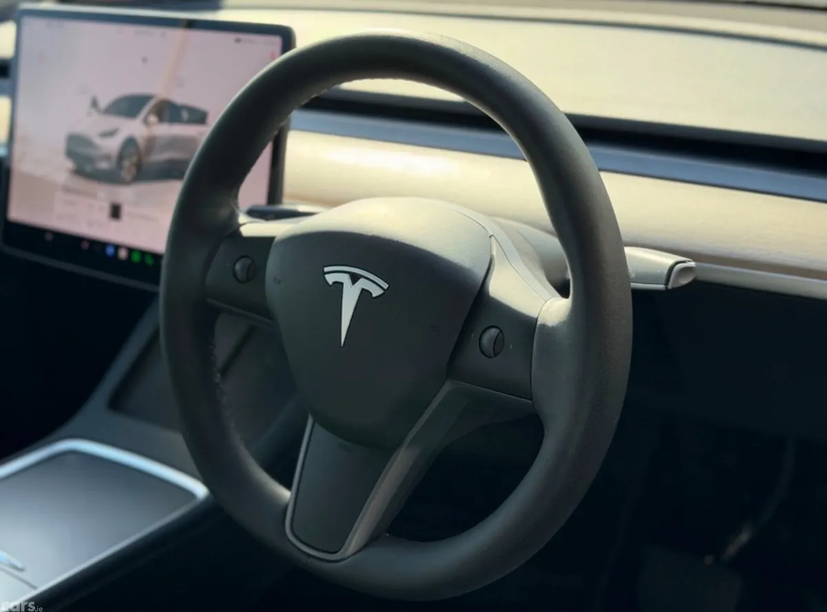Tesla Model Y SUV, Electric, 2022, White