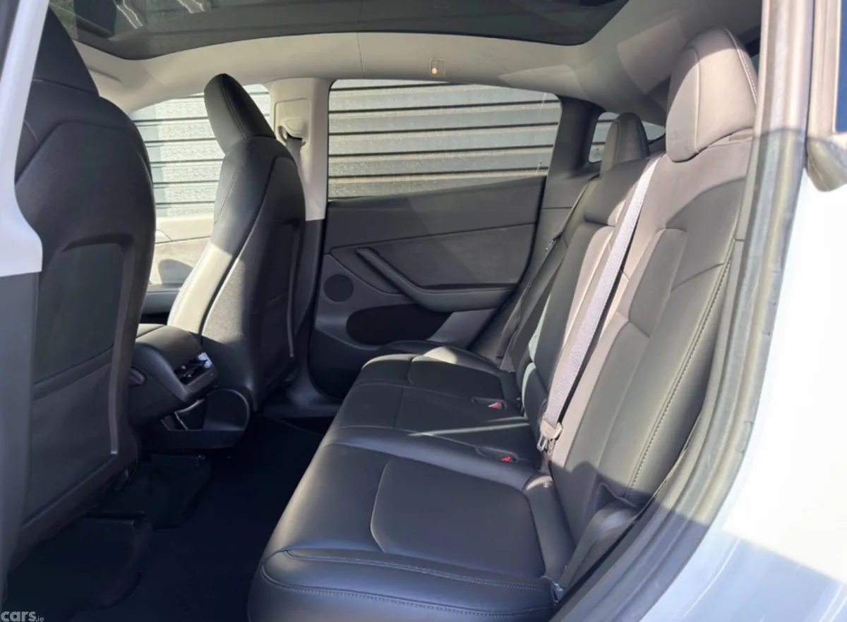 Tesla Model Y SUV, Electric, 2022, White