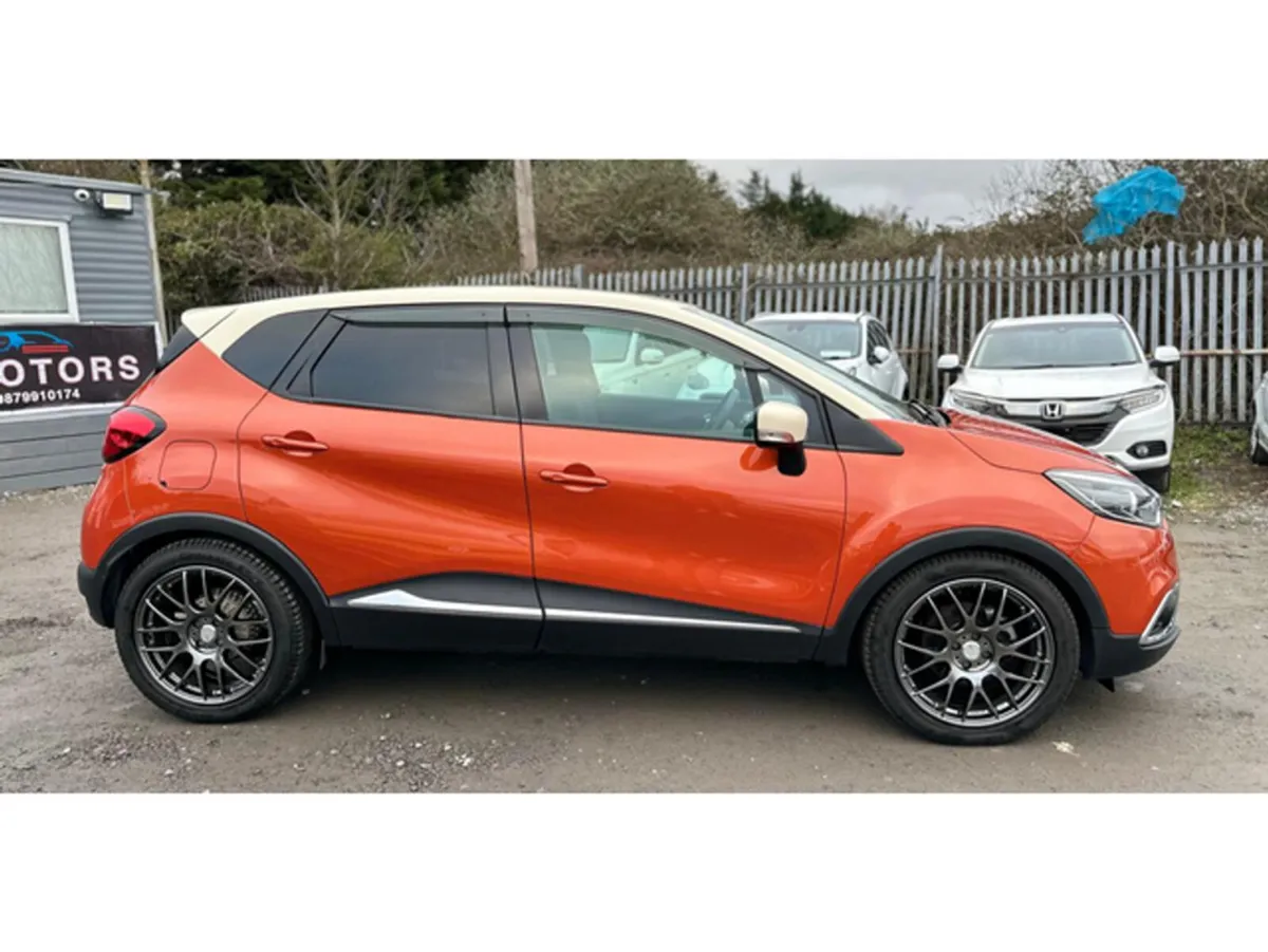 Renault Captur SUV, Petrol, 2016, Orange