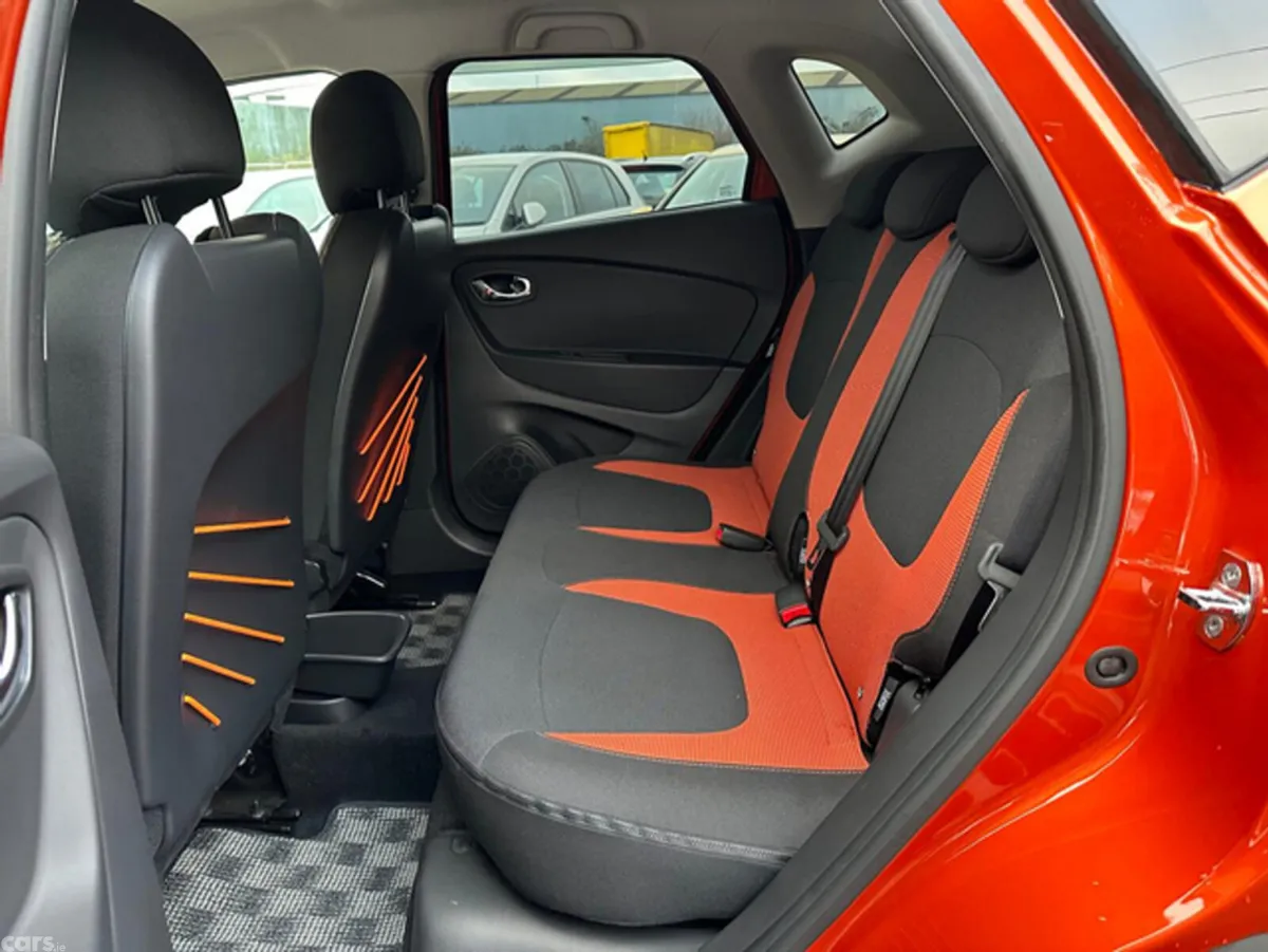 Renault Captur SUV, Petrol, 2016, Orange