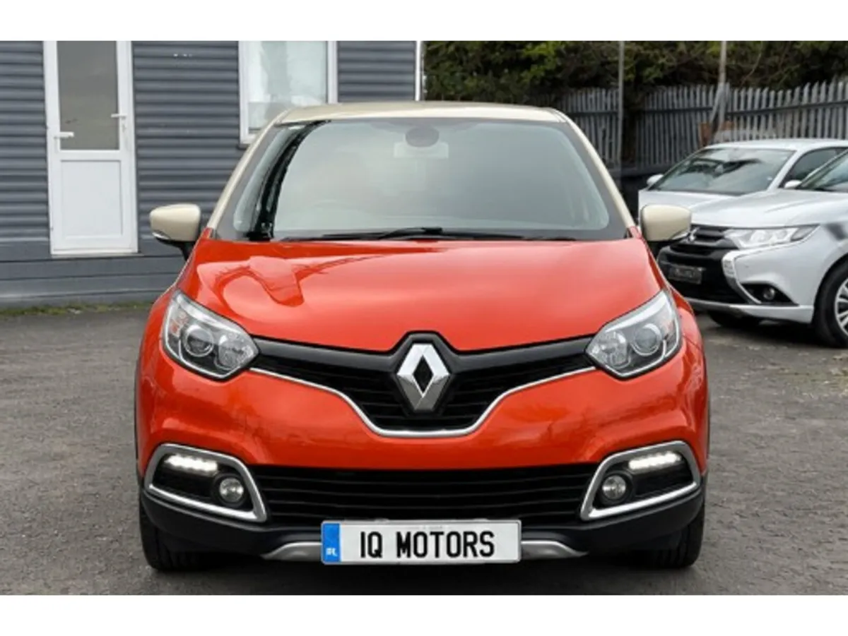 Renault Captur SUV, Petrol, 2016, Orange