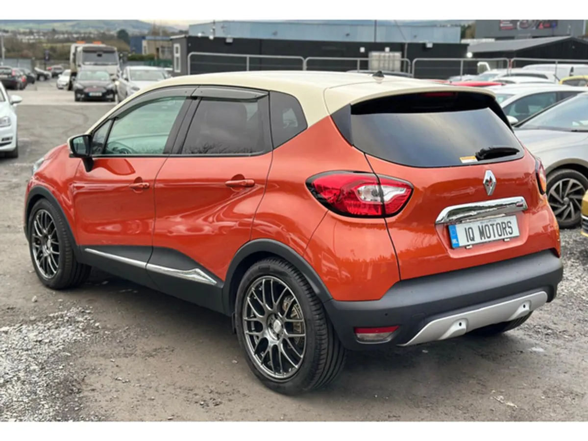 Renault Captur SUV, Petrol, 2016, Orange