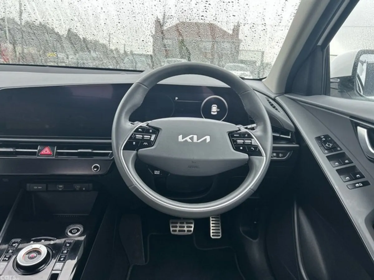 Kia Niro MPV, Electric, 2022, White